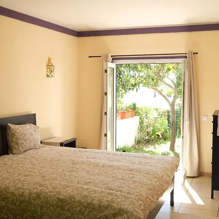Apartment With Pool 300 Meters From The